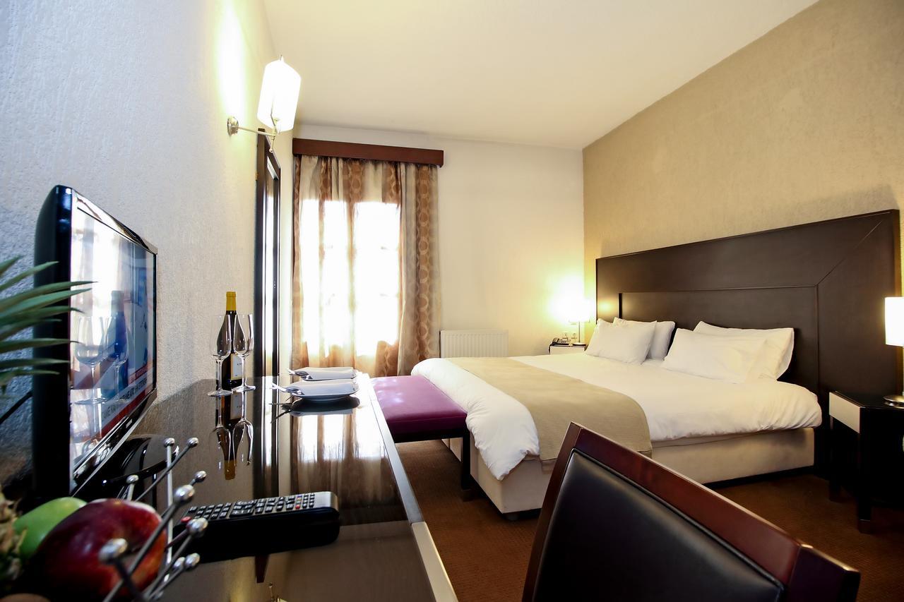 Boutique Hotel Parnassia อาราโชวา ภายนอก รูปภาพ